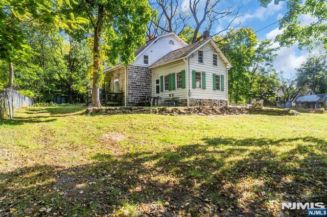 639A Piermont Road, Closter, NJ 07624