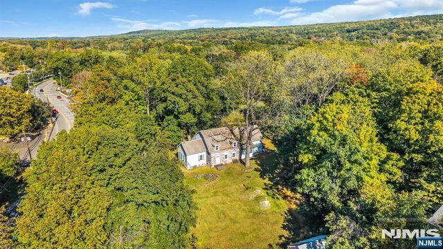 639A Piermont Road, Closter, NJ 07624