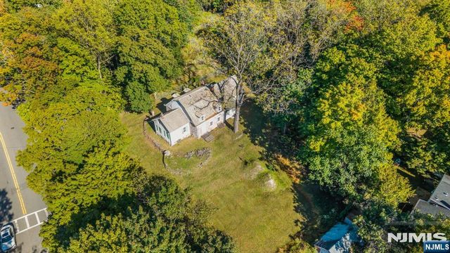 639A Piermont Road, Closter, NJ 07624