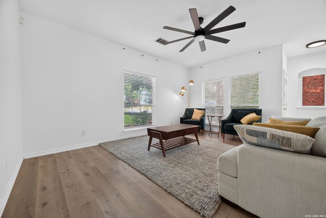 8811 PAVILION PL, San Antonio, TX 78250