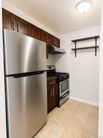 60-70 Woodhaven Boulevard 4I, Elmhurst, NY 11373