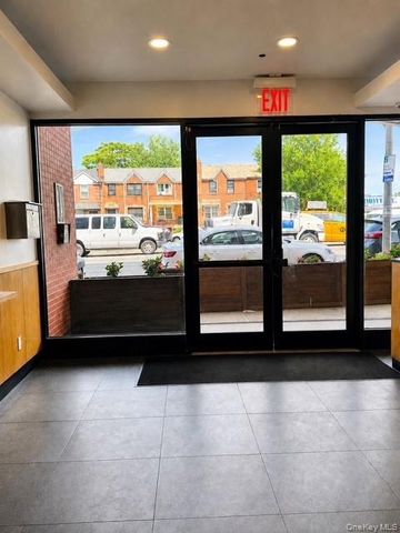 60-70 Woodhaven Boulevard 4I, Elmhurst, NY 11373