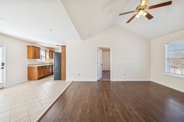 177 Monticello Dr, Pleasant View, TN 37146