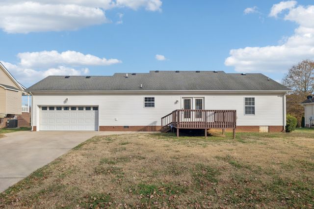 177 Monticello Dr, Pleasant View, TN 37146