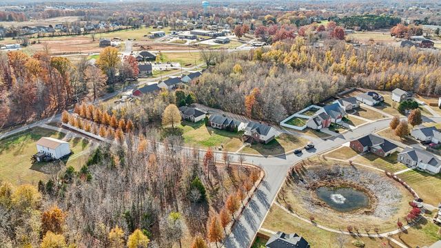 177 Monticello Dr, Pleasant View, TN 37146