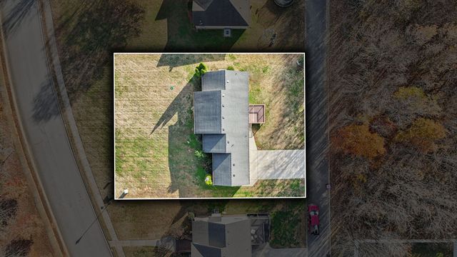 177 Monticello Dr, Pleasant View, TN 37146