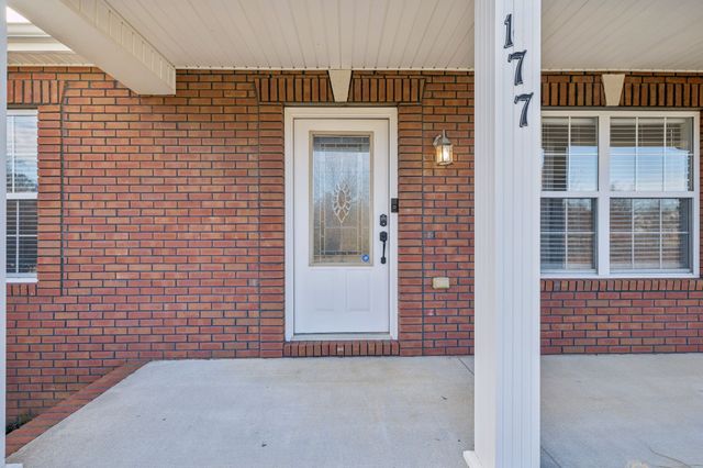 177 Monticello Dr, Pleasant View, TN 37146