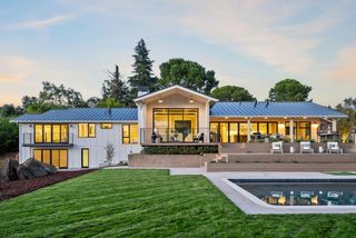 131 Croydon Way, Woodside, CA 94062