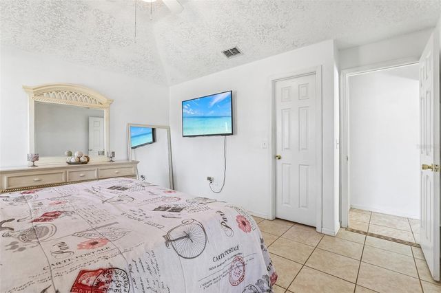 753 CASTERTON CIRCLE, Davenport, FL 33897