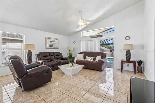 753 CASTERTON CIRCLE, Davenport, FL 33897