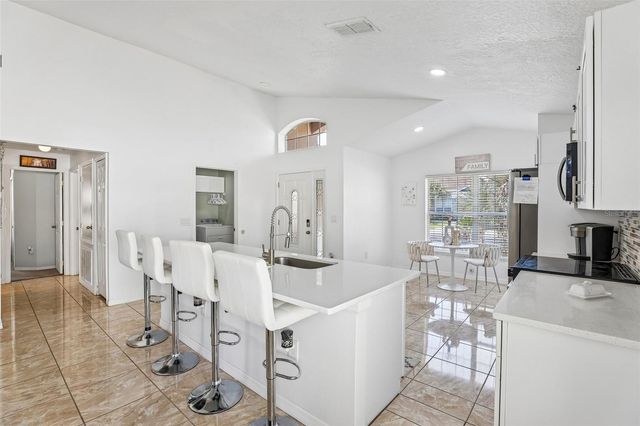 753 CASTERTON CIRCLE, Davenport, FL 33897
