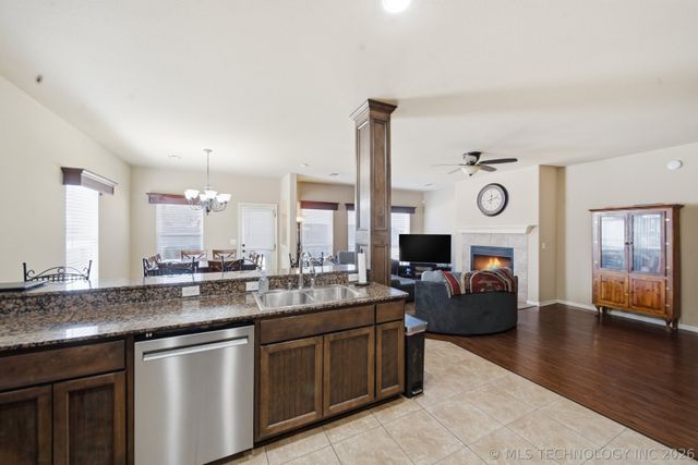 13654 S 87th East Avenue, Bixby, OK 74008