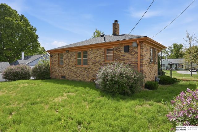 2618 Weber Street, Omaha, NE 68112
