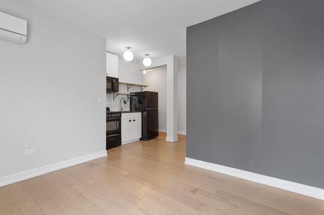 6019 N Winthrop Avenue 209, Chicago, IL 60660