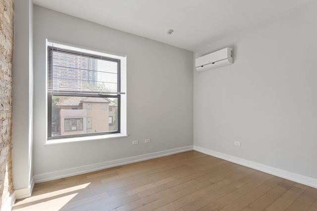 6019 N Winthrop Avenue 209, Chicago, IL 60660