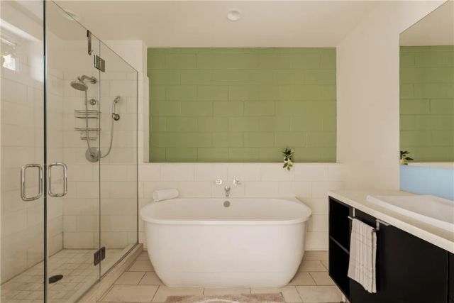 3450 Cahuenga West 907, Los Angeles, CA 90068