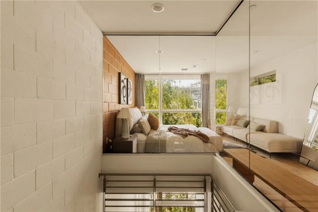 3450 Cahuenga West 907, Los Angeles, CA 90068