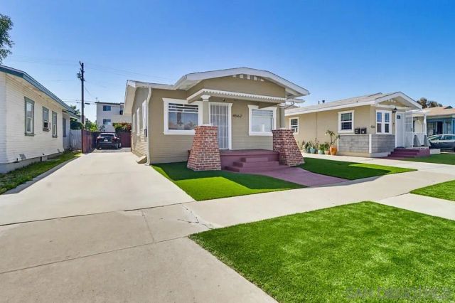 4562-4564 32nd, San Diego, CA 92116