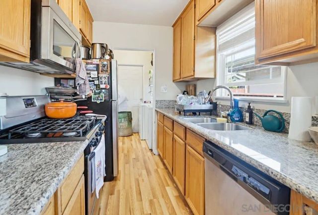4562-4564 32nd, San Diego, CA 92116