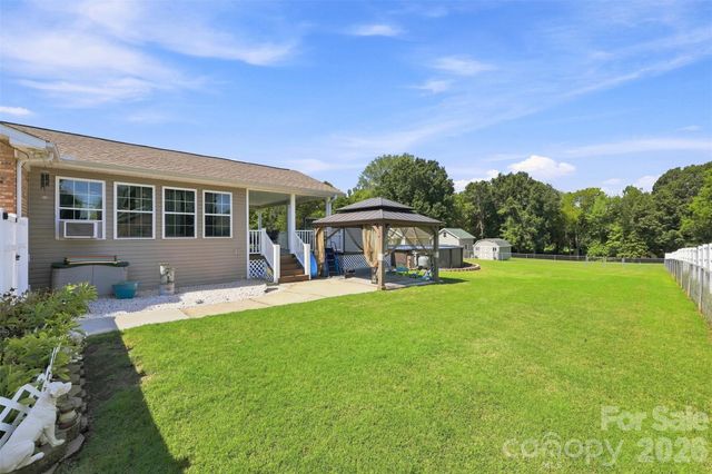 6591 Weldon Circle NW, Concord, NC 28027