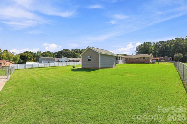 6591 Weldon Circle NW, Concord, NC 28027
