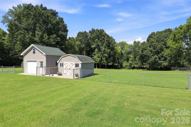 6591 Weldon Circle NW, Concord, NC 28027