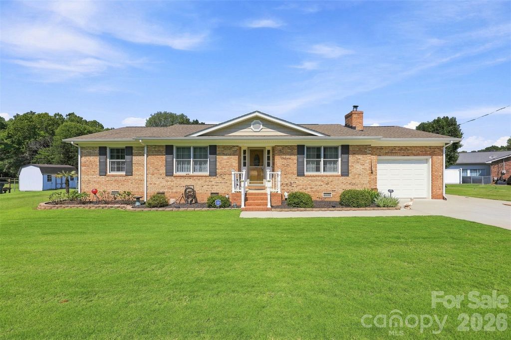 6591 Weldon Circle NW, Concord, NC 28027