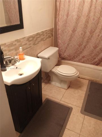 5570 NW 44th Street 208A, Lauderhill, FL 33319