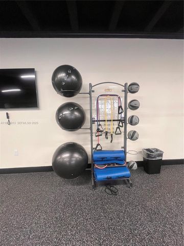 403 NW 68th Ave 206, Plantation, FL 33317