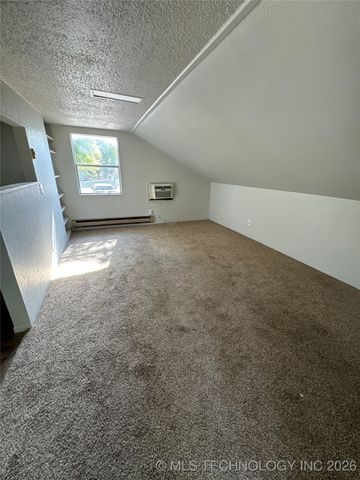 209 11th Avenue NW, Ardmore, OK 73401