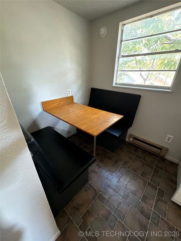 209 11th Avenue NW, Ardmore, OK 73401