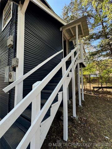 209 11th Avenue NW, Ardmore, OK 73401