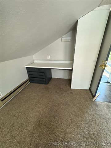 209 11th Avenue NW, Ardmore, OK 73401