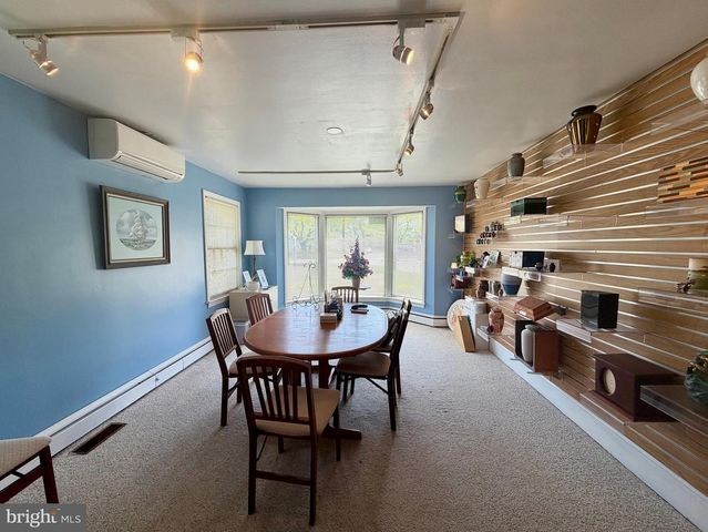 8323 MAPLE AVE, Pennsauken, NJ 08109
