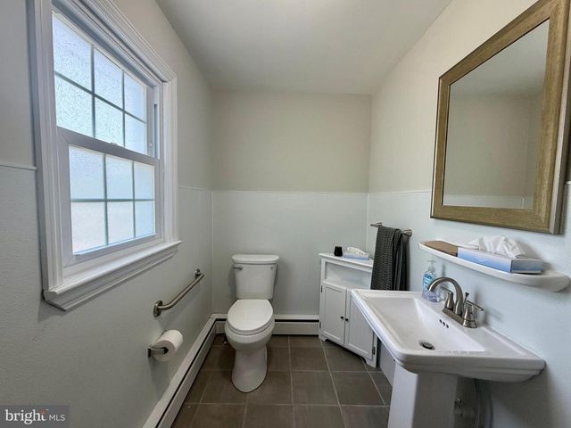 8323 MAPLE AVE, Pennsauken, NJ 08109