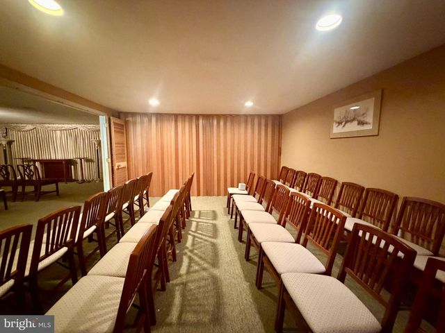 8323 MAPLE AVE, Pennsauken, NJ 08109