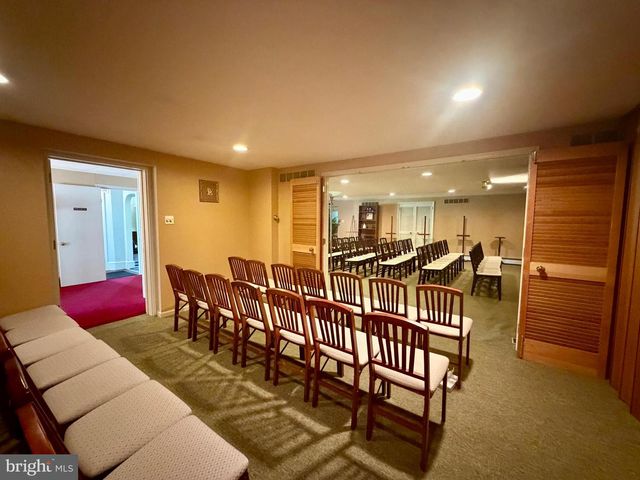 8323 MAPLE AVE, Pennsauken, NJ 08109