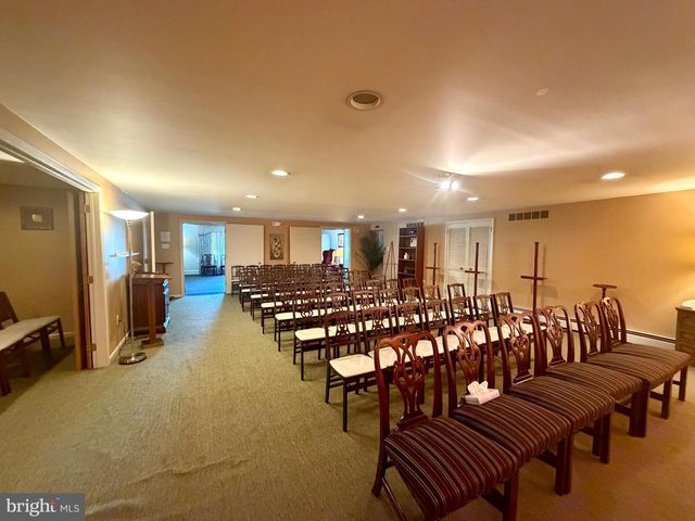 8323 MAPLE AVE, Pennsauken, NJ 08109
