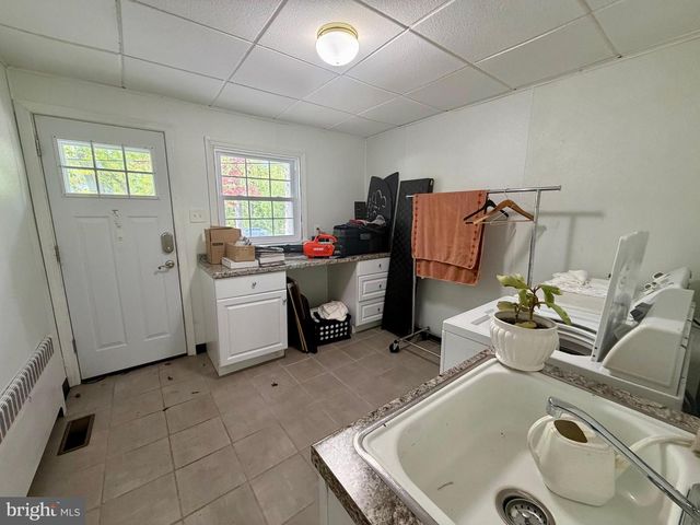 8323 MAPLE AVE, Pennsauken, NJ 08109