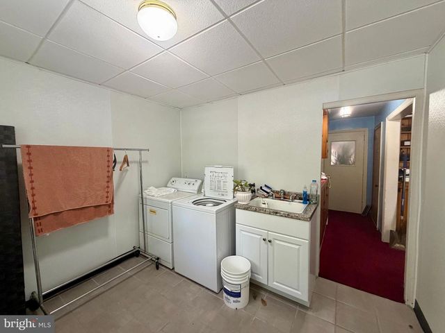 8323 MAPLE AVE, Pennsauken, NJ 08109