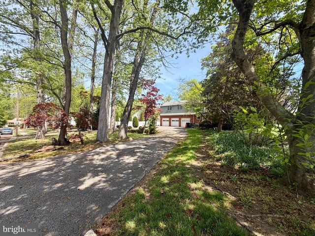8323 MAPLE AVE, Pennsauken, NJ 08109