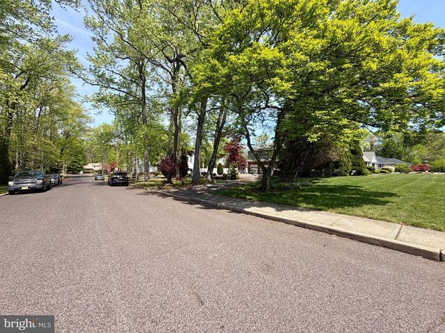 8323 MAPLE AVE, Pennsauken, NJ 08109