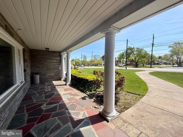 8323 MAPLE AVE, Pennsauken, NJ 08109