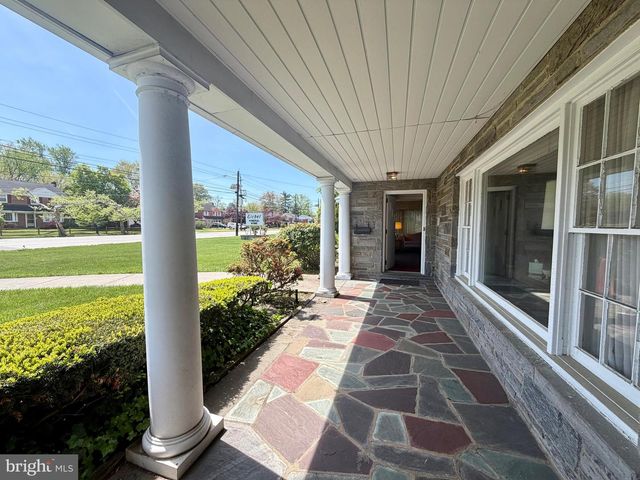8323 MAPLE AVE, Pennsauken, NJ 08109