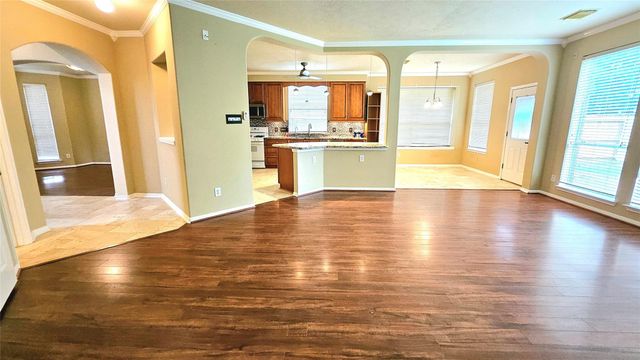 3121 English Oaks Boulevard, Pearland, TX 77584