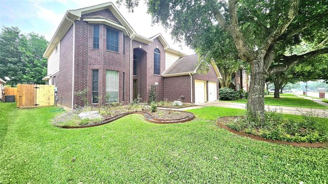 3121 English Oaks Boulevard, Pearland, TX 77584
