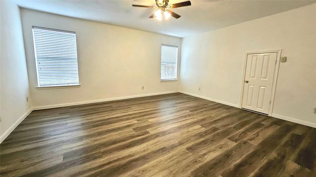 3121 English Oaks Boulevard, Pearland, TX 77584