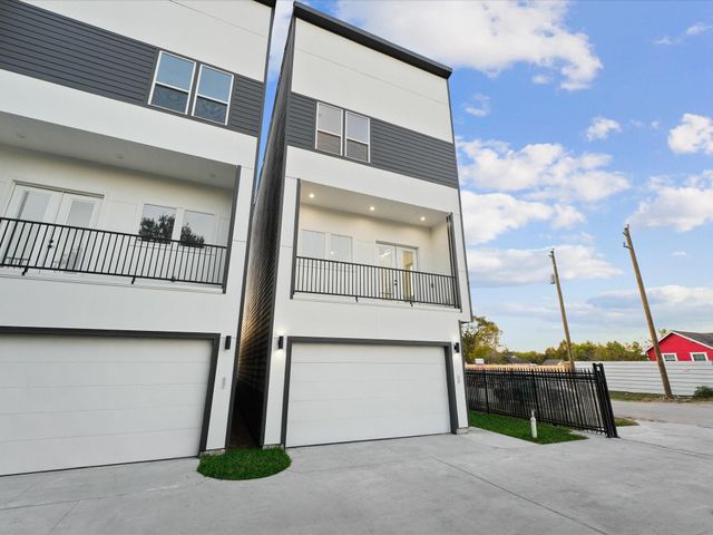 6623-6621 Katarani Drive, Houston, TX 77091