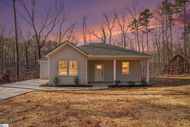 152 Quail Hollow Circle, Westminster, SC 29693