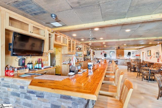 152 Quail Hollow Circle, Westminster, SC 29693